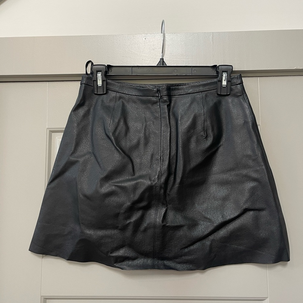CUPCAKES AND CASHMERE | 100% Leather Skirt - Picture 7 of 16